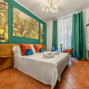 Colosseo Relais Konukevi