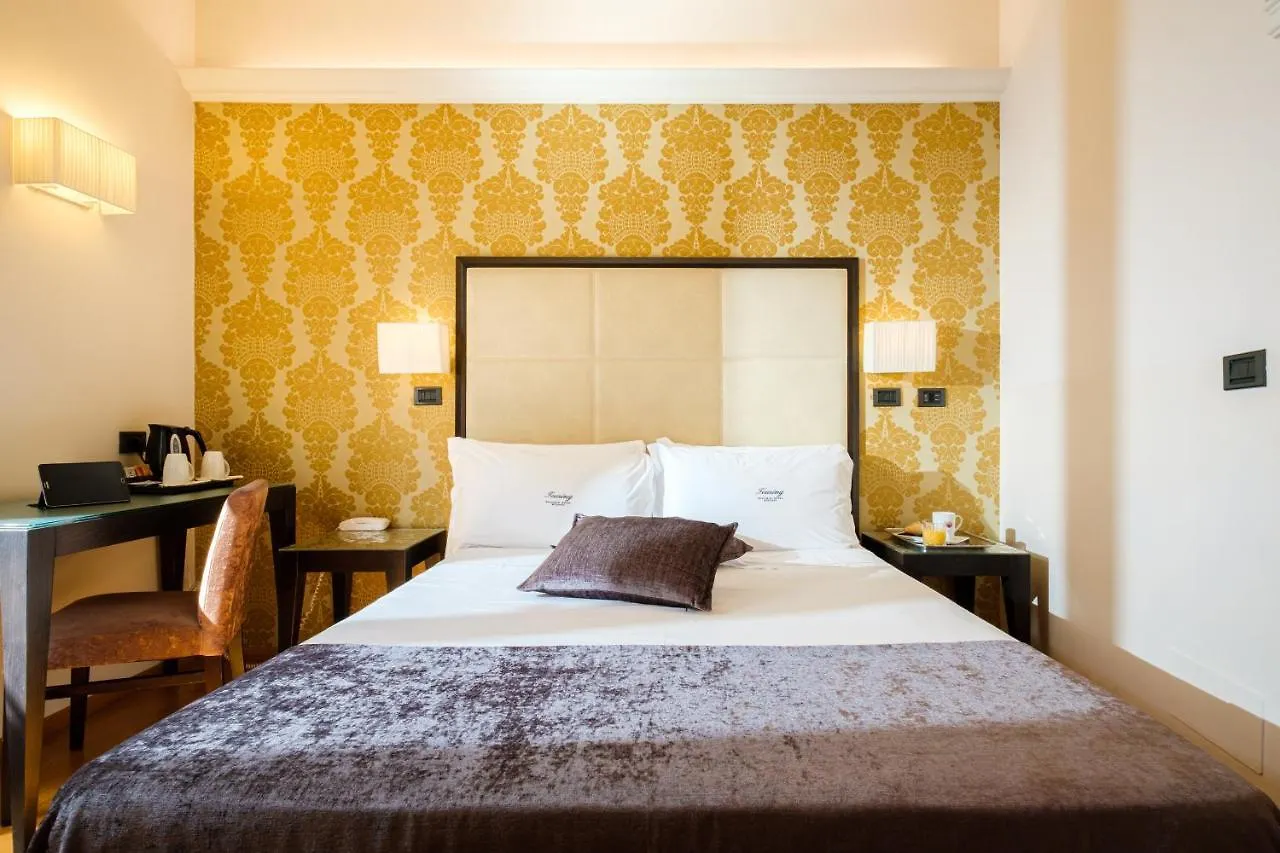 Hotel Touring Bologne 4*,  Italie