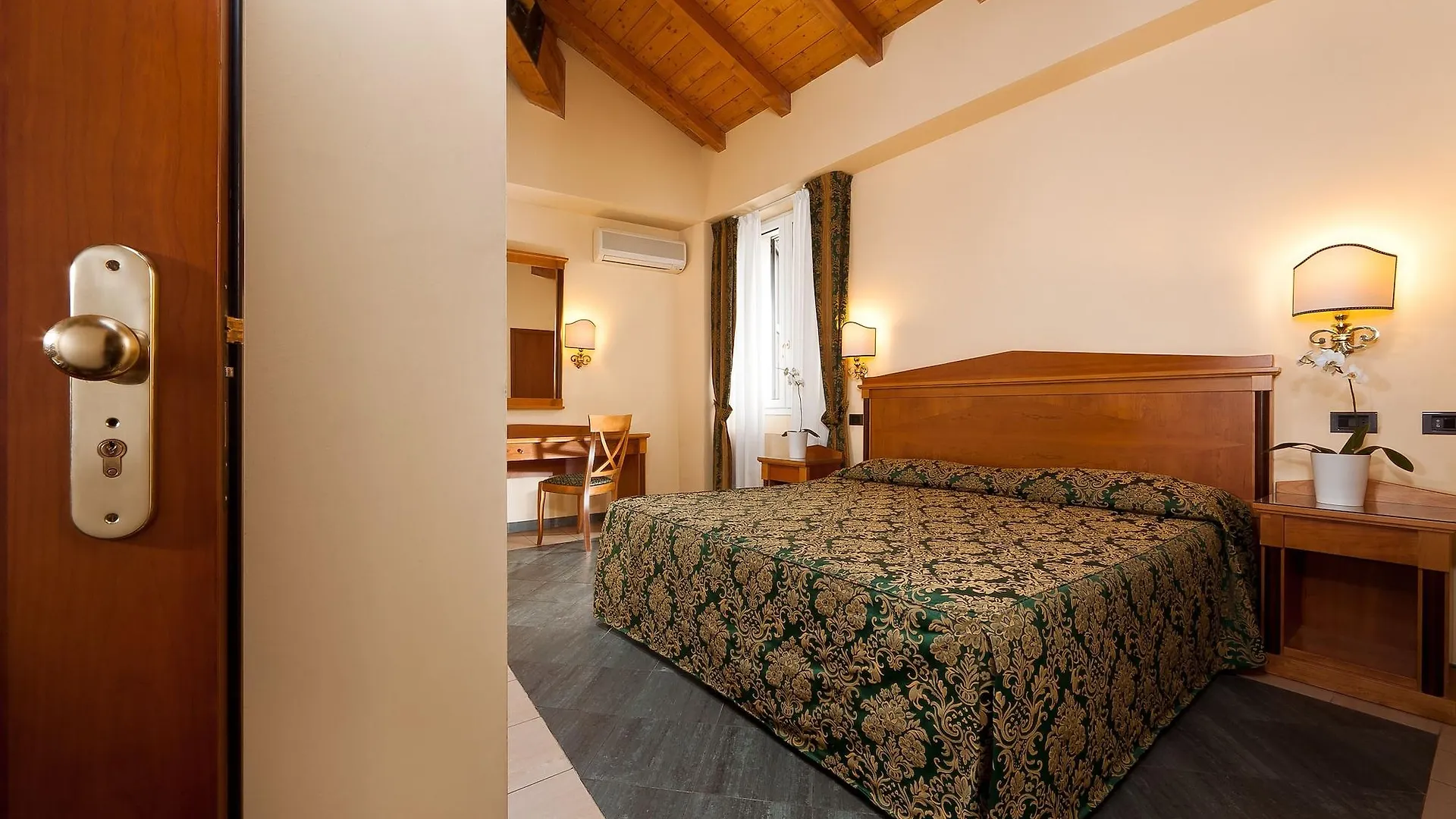 Hotel Touring Bologna